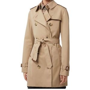 BURBERRY THE KENSINGTON SHORT TRENCH COAT MSRP $2,590
